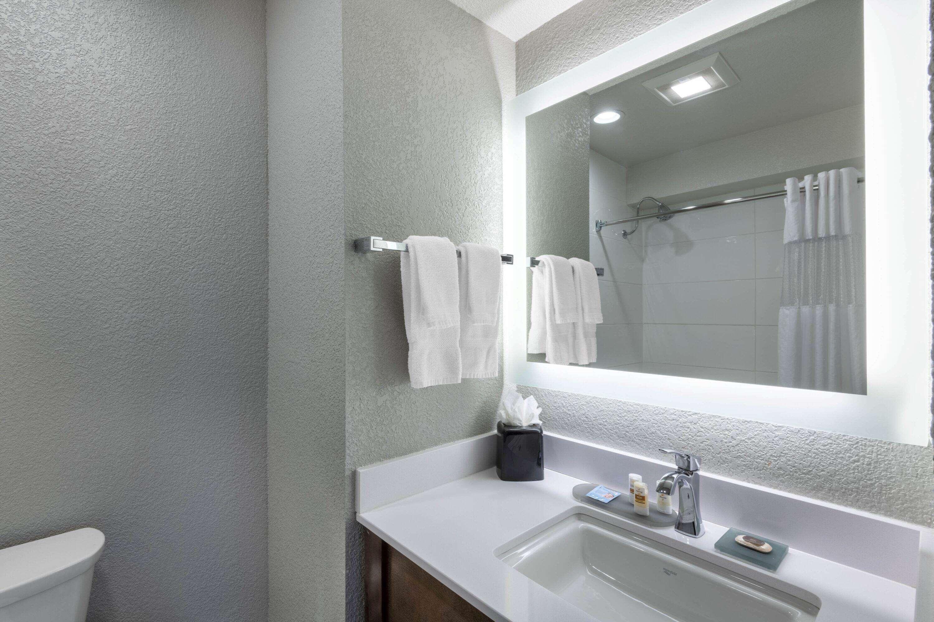 La Quinta By Wyndham Anchorage Airport Hotel Ngoại thất bức ảnh