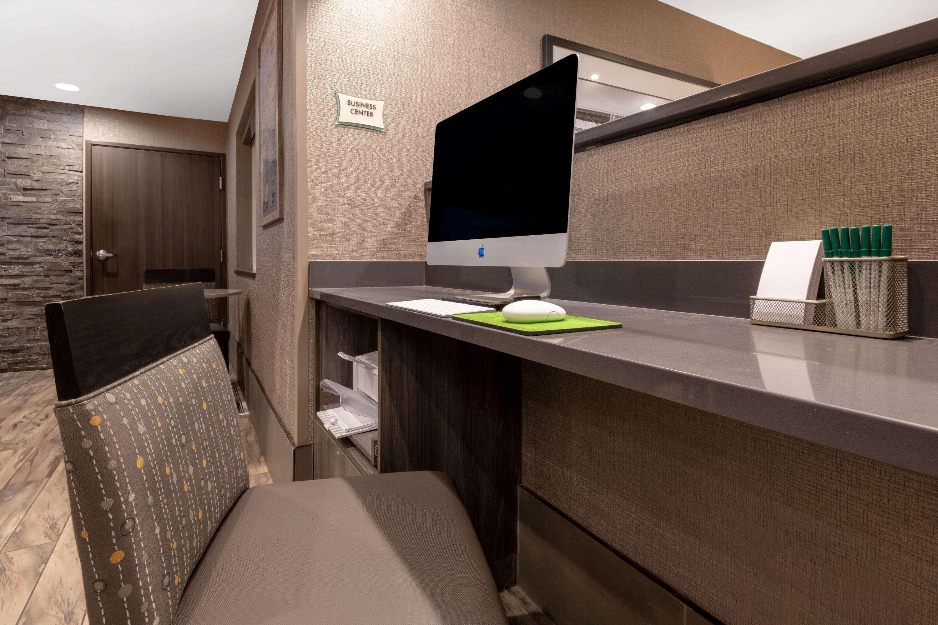 La Quinta By Wyndham Anchorage Airport Hotel Ngoại thất bức ảnh