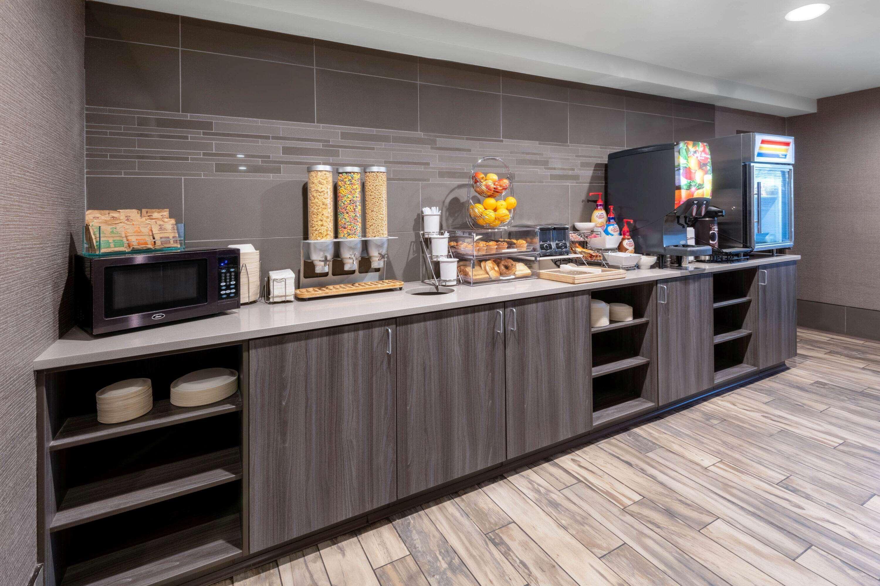 La Quinta By Wyndham Anchorage Airport Hotel Ngoại thất bức ảnh