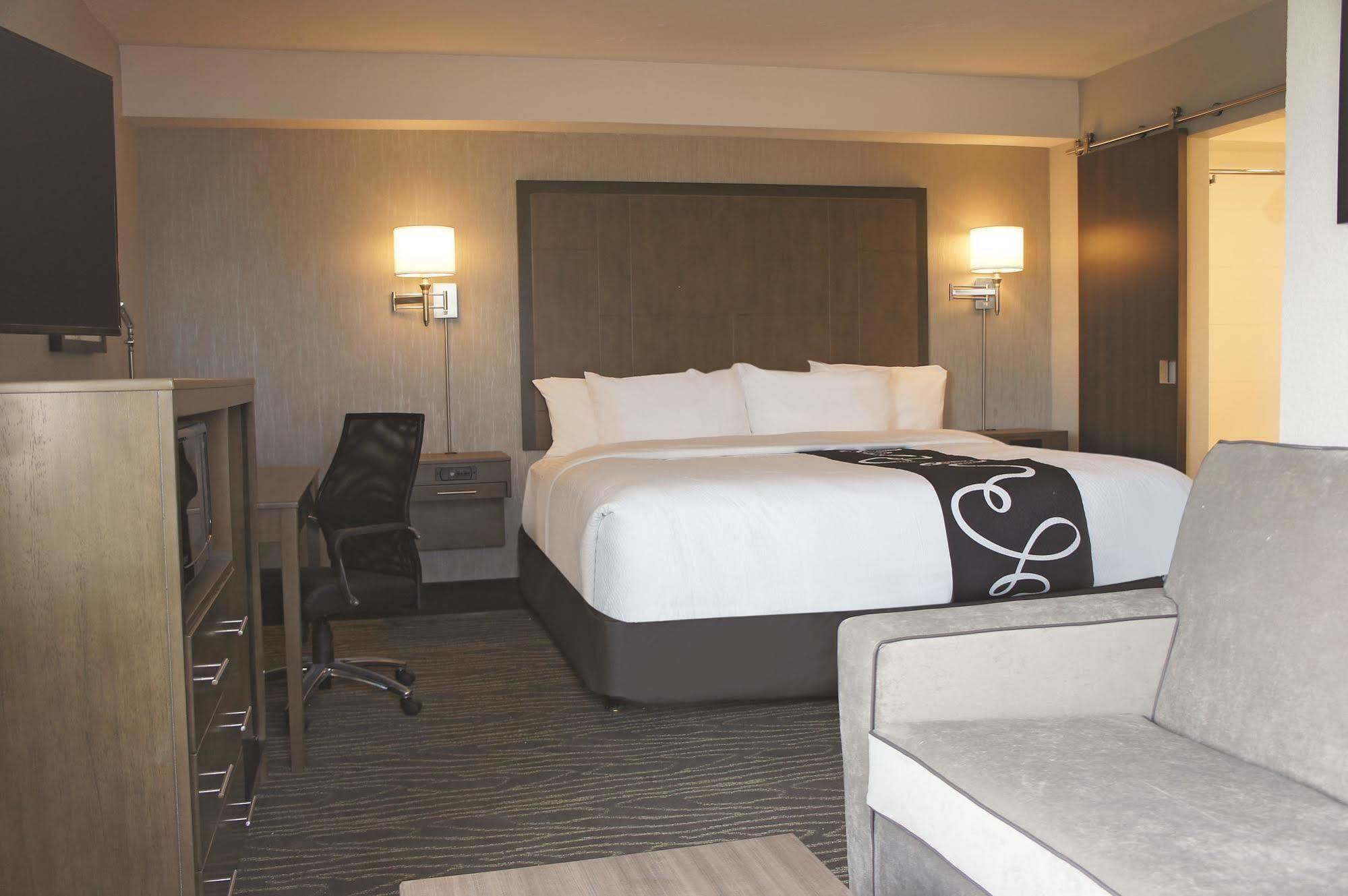 La Quinta By Wyndham Anchorage Airport Hotel Ngoại thất bức ảnh